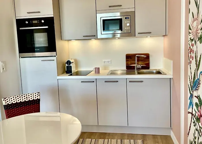 Large Direct Access To The * Pornichet