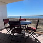 Apartment Large Direct Access To The *