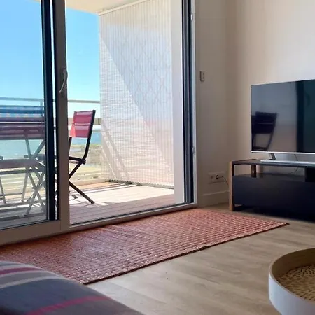 Large Direct Access To The Pornichet